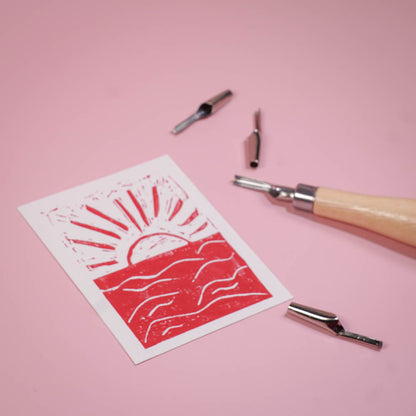 Cutie DIY Linogravurǎ